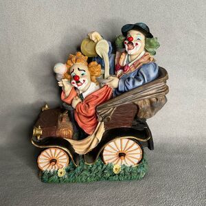 Vintage The Mirella Collection Figurine Clowns On A‎ Car Hand Painted C-798